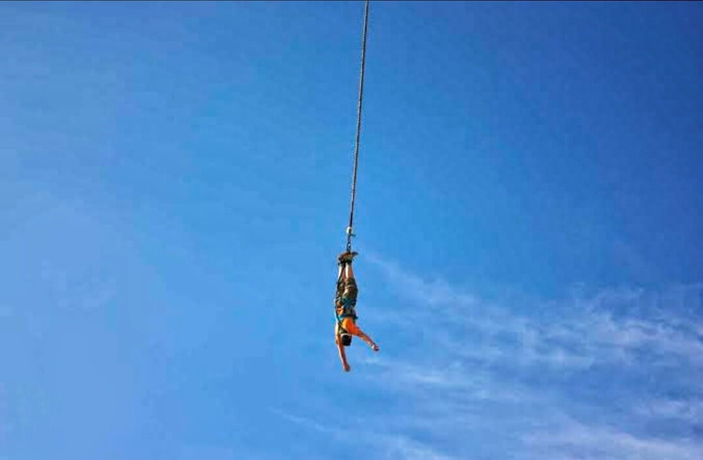 Bungee jumping in Goa